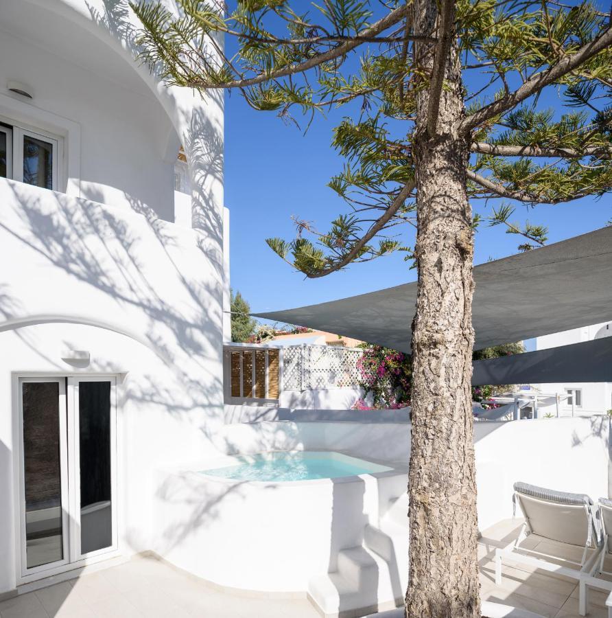 Daedalus Hotel Fira  Exterior photo